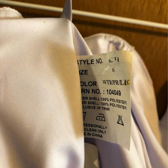 PROM DRESS - Picture 5 of 5